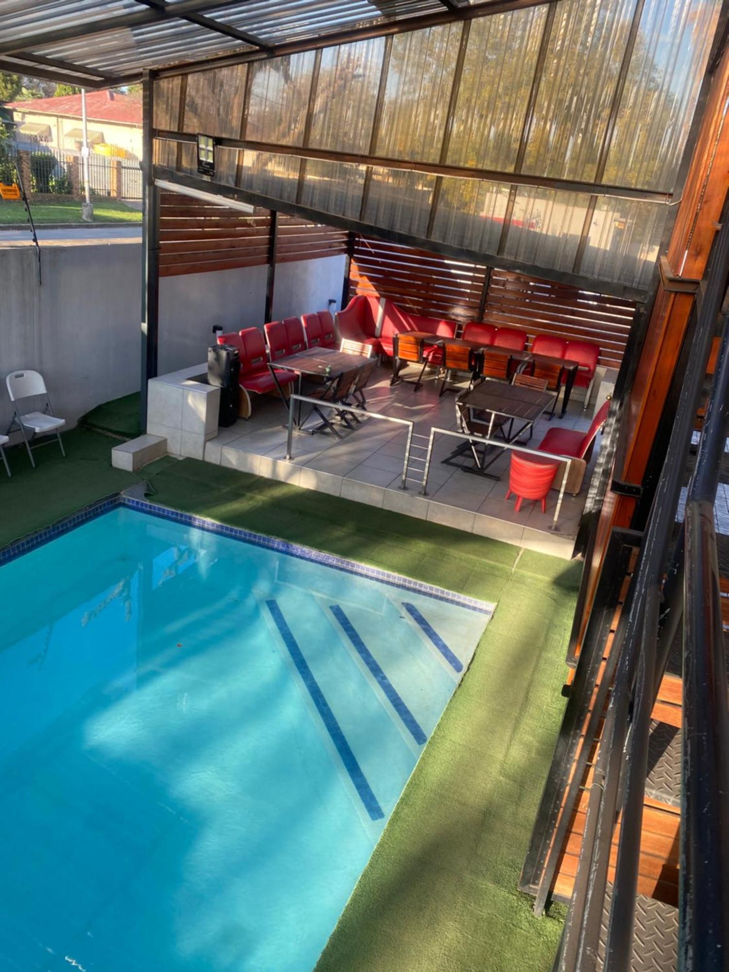 Hotel El Infinito Kempton Park Exterior photo